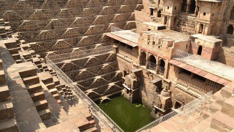 Chand Baori at Abhaneri by Chetan licensed under the terms of CC BY-SA 3.0