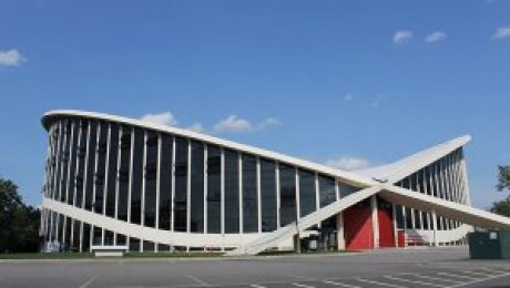 Dorton Arena by Leah Rucker licensed under the terms of the CC BY-SA 3.0