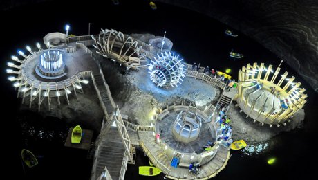 Salina Turda, Mina Terezia by Gabriel Tocu is licensed under CC BY-SA 4.0